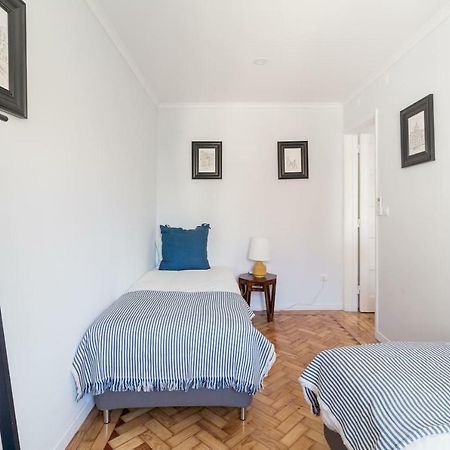 Апартаменты Ola Lisbon - Lapa With Panoramic View II Экстерьер фото