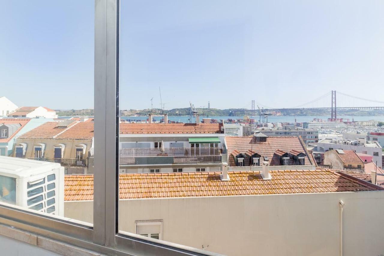 Апартаменты Ola Lisbon - Lapa With Panoramic View II Экстерьер фото