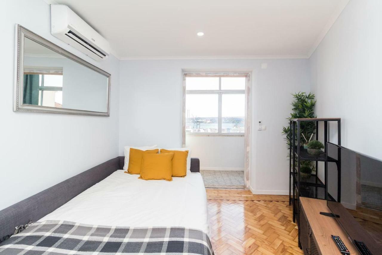 Апартаменты Ola Lisbon - Lapa With Panoramic View II Экстерьер фото
