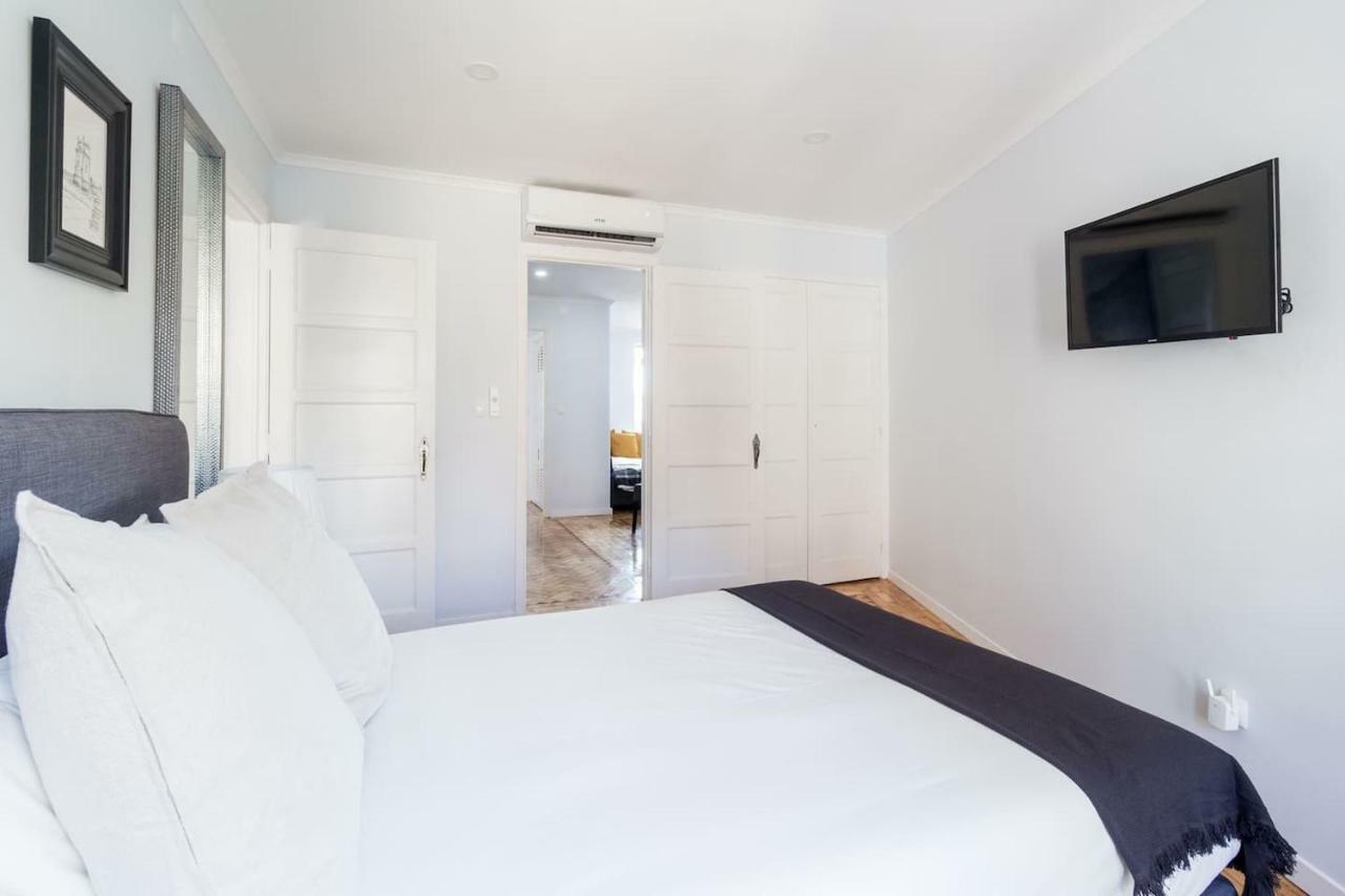 Апартаменты Ola Lisbon - Lapa With Panoramic View II Экстерьер фото